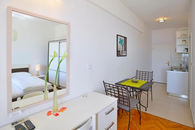 Sunset Apartments Хвар Экстерьер фото